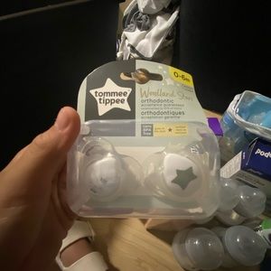 Tommee tippee pacifiers